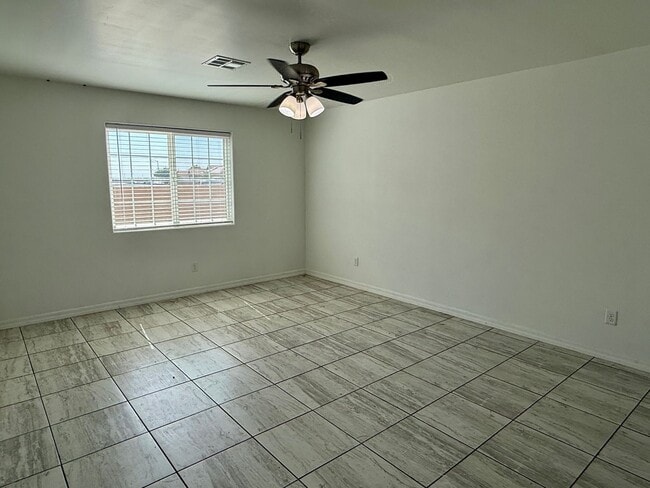 Building Photo - Two story San Luis Rental on a large corner lot.