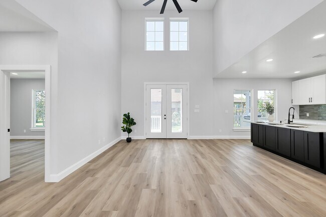 Building Photo - 49 Winterhaven Ln