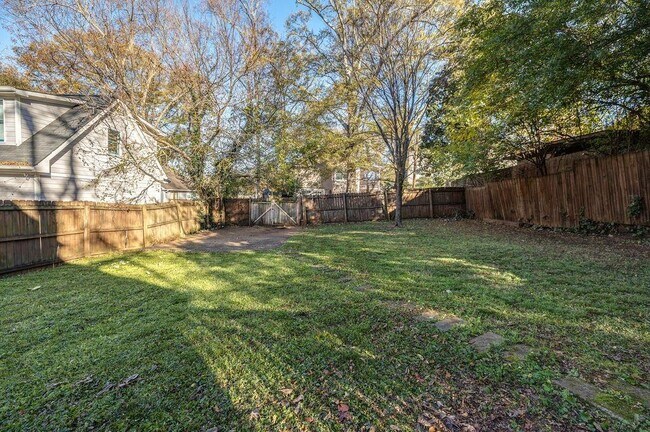 Building Photo - 2310 Hosea L Williams Dr NE