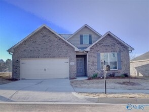 Building Photo - 105 Fern Valley Ct NW