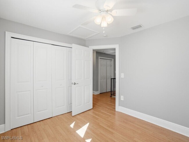 Building Photo - 4920 Shady River Ln