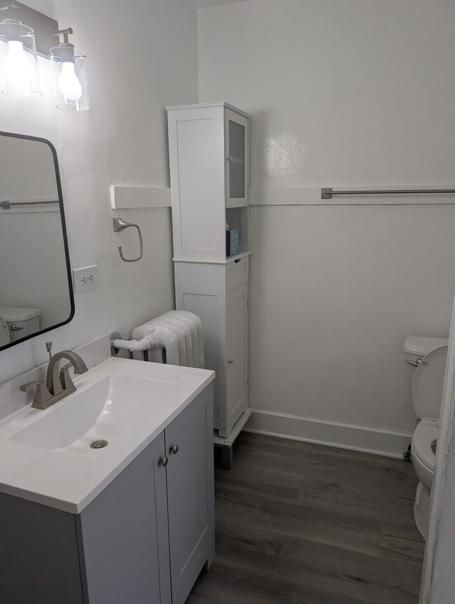 Building Photo - 300 Straight Ave NW