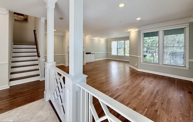 Building Photo - 402 Presque Isle Ln