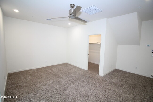 Building Photo - 2215 W Harmont Dr