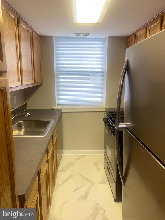 Building Photo - 718 Brandywine St SE