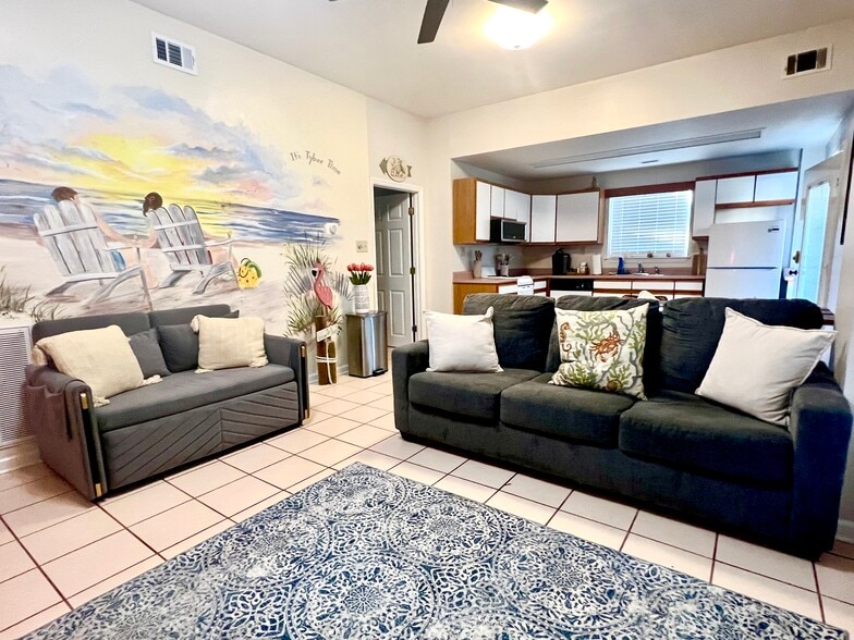 Unit A - 301 Butler Ave