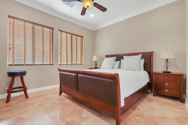 Building Photo - 51016 Marbella Ct