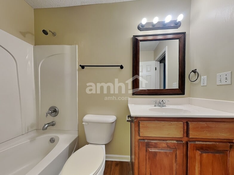 Building Photo - 5717 Antler Trail