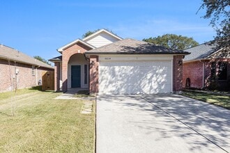 Building Photo - 18234 Campbellford Dr