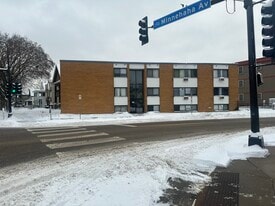 Building Photo - 3200 Minnehaha Ave