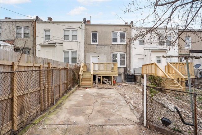 Building Photo - Beautiful four-bedroom house in Baltimore