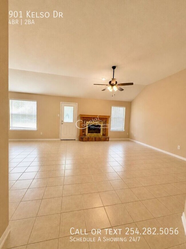 Building Photo - 901 Kelso Dr