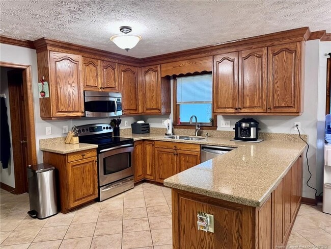 Building Photo - 6577 Countryside Dr
