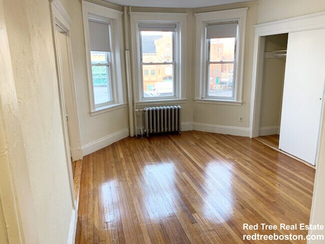 Primary Photo - 1173 Boylston St
