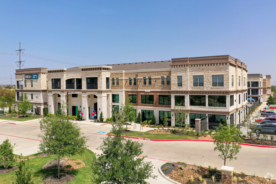 Leasing Office - Brea Frisco