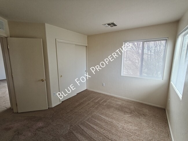 Building Photo - 8262 W Zlacket Dr