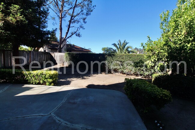 Building Photo - 10808 Red Fern Cir