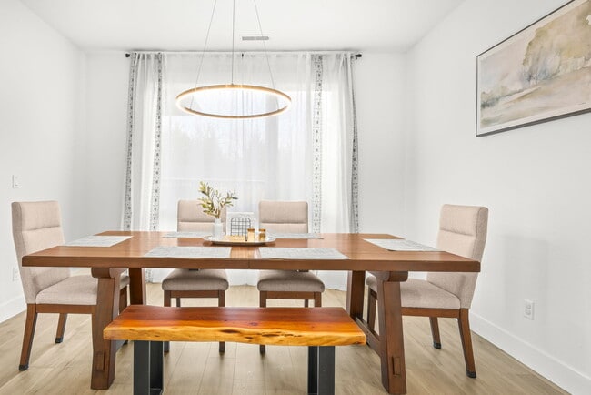 Building Photo - 5891 SW 67th Pl