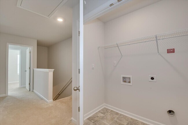 Building Photo - 4315 Newland St