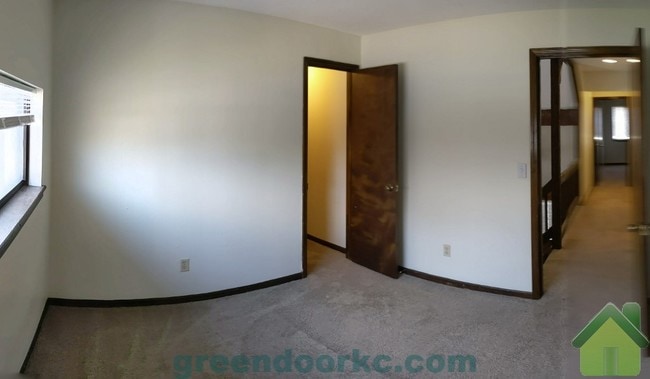 Building Photo - 16630 W 141st St