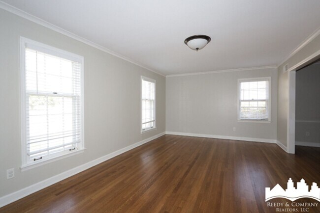 Building Photo - 1264 Yorkshire Dr