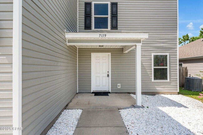 Building Photo - 7119 Riverbrooke St