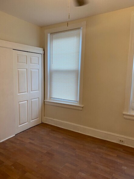 Building Photo - 4308 Ludlow St