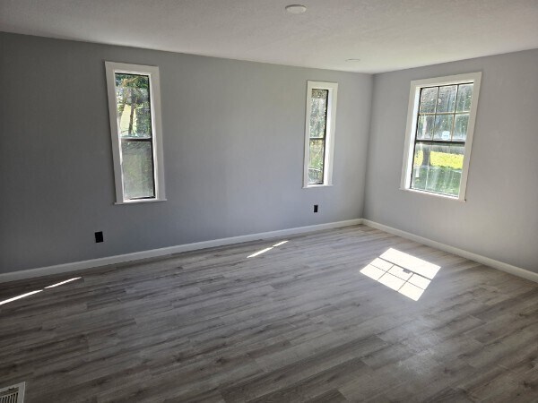 Building Photo - 1091 Shawnee Trail
