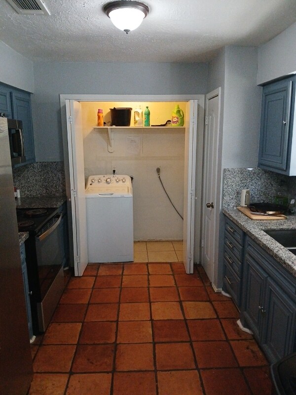 Building Photo - 19714 Bellaw Woods Dr