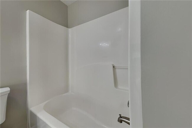 Building Photo - 755 Willowwind Dr