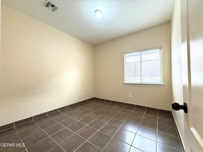 Building Photo - 13136 Freshford