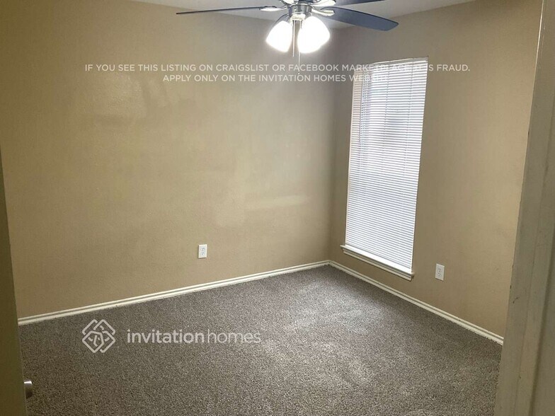 Building Photo - 1312 Regatta Pl