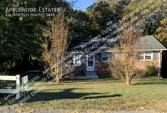 Building Photo - 1287 Montview St