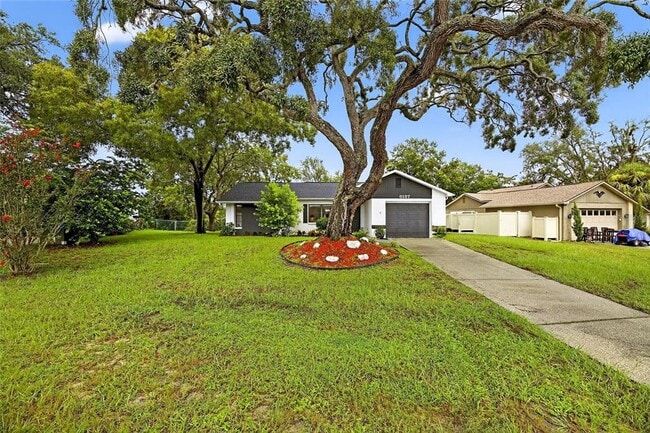 Building Photo - 8137 English Elm Cir