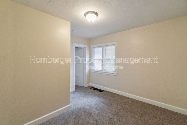 Building Photo - 208 W 23rd Ave