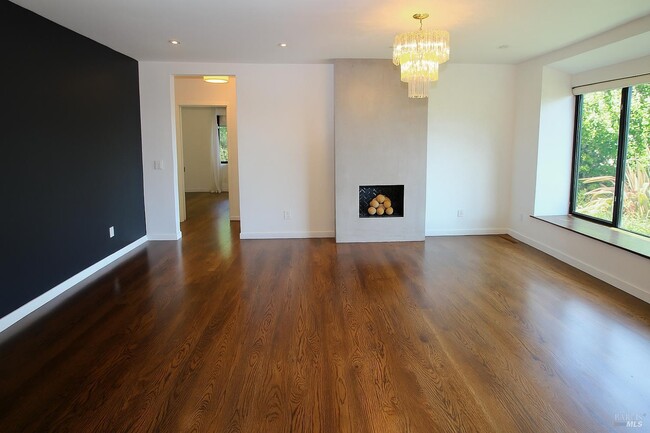 Building Photo - 19 Bayview Terrace