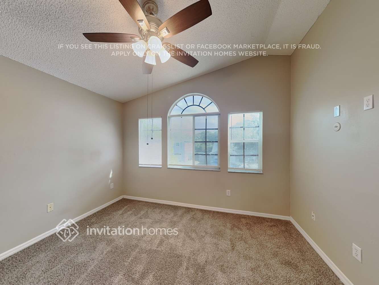 Building Photo - 11929 Lark Song Loop