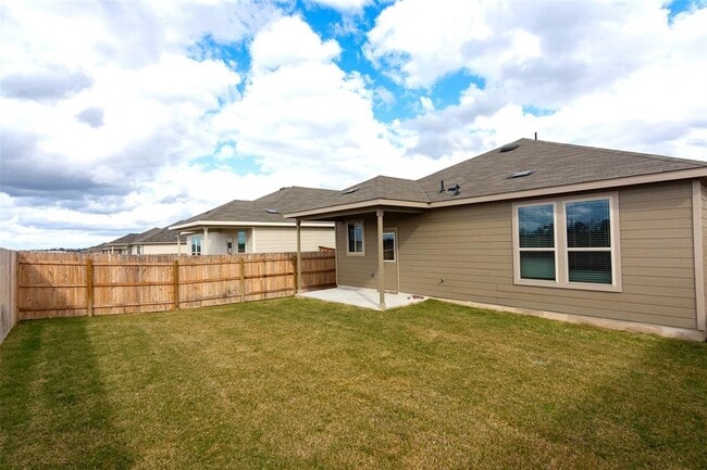 Building Photo - 229 The Duke Dr