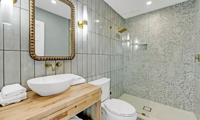 Building Photo - 2411 Avenue C