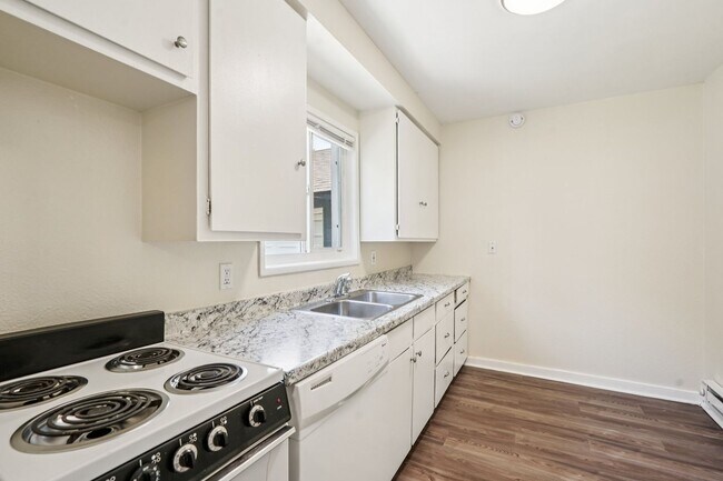 Building Photo - Discover Your New Home in the Kenton Neigh...