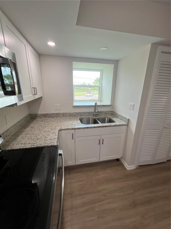 Building Photo - 14459 River Beach Dr