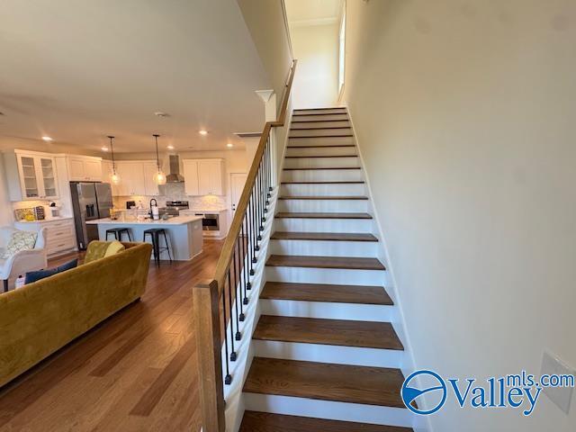 Building Photo - 695 Town Madison Blvd