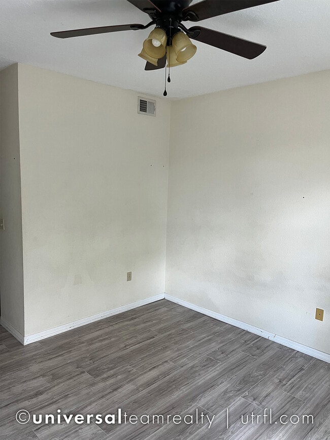 Building Photo - 11530 Villa Grand