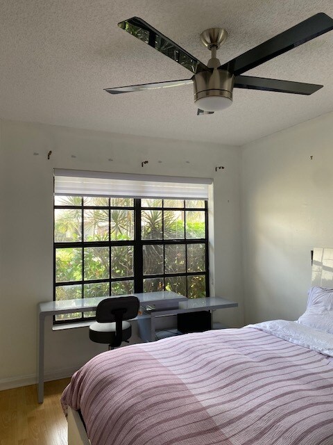 Building Photo - 416 Buttonwood Pl