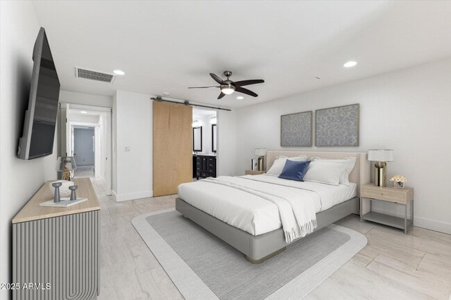 Building Photo - 6953 E Lafayette Blvd