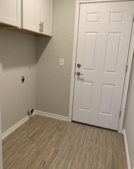 Building Photo - 6 Shady Brook Ct