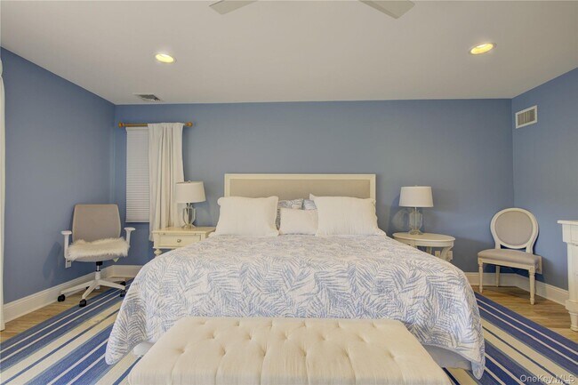 Building Photo - 1051 Oceanfront