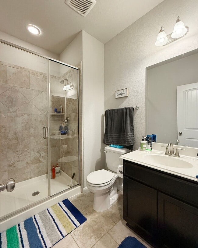 Building Photo - Beautiful 4/3.5 Home Available In Northwest San Antonio!