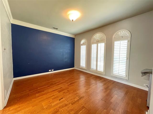 Building Photo - 8117 Sunscape Ln S