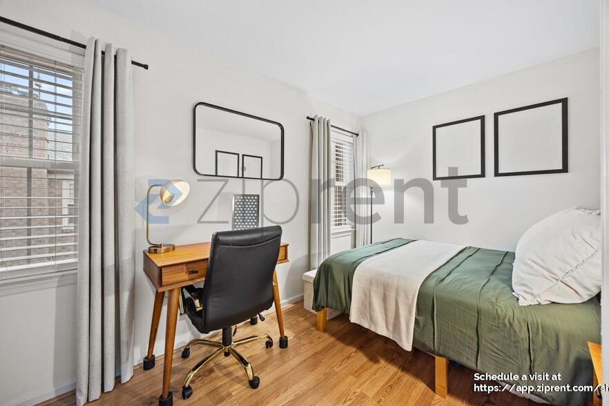 Building Photo - 1183 N Vernon St